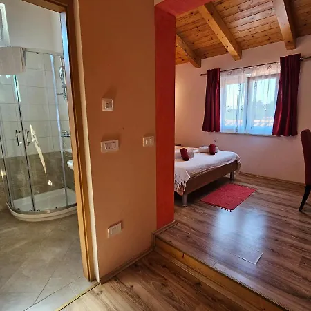 Apartment And Agroturist *